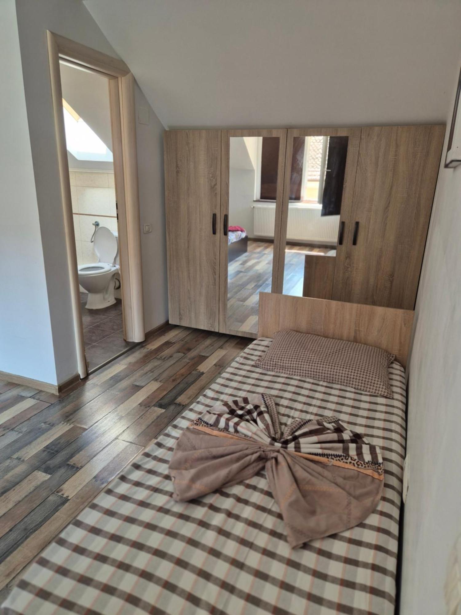 Apartamente De Inchiriat Lucky House 브라쇼브 외부 사진